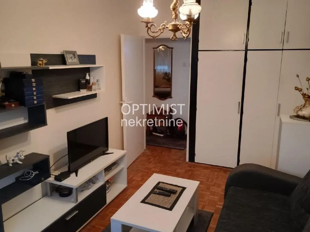 Prodaja, trosoban stan, 68m², Novi Beograd Sve Podlokacije, Beograd