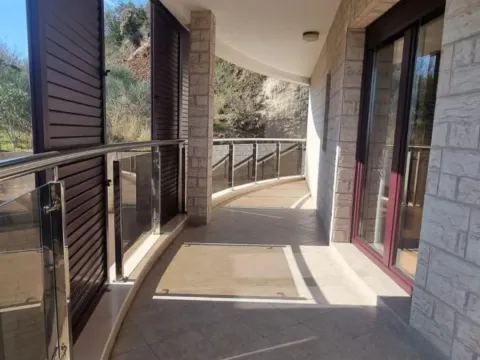 Prodaja, dvosoban stan, 130m², Bečići, Budva - image 15