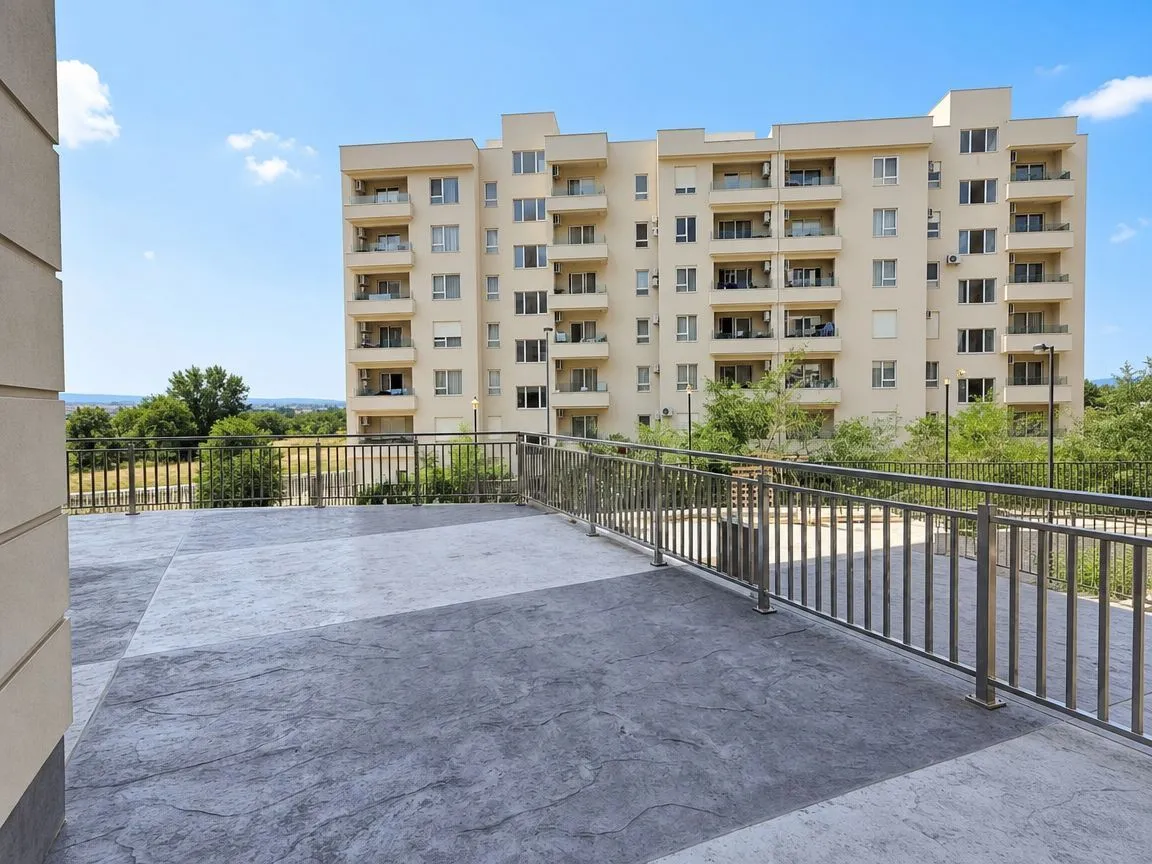 Prodaja, jednosoban stan, 43m², Bečići, Budva