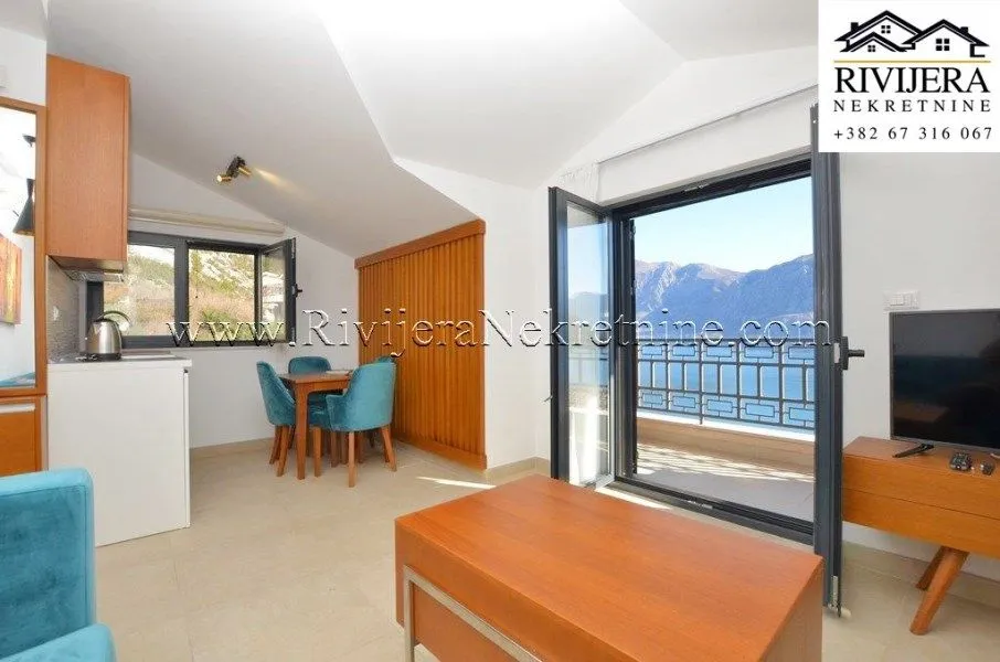 Prodaja, jednosoban stan, 45m², Morinj, Kotor