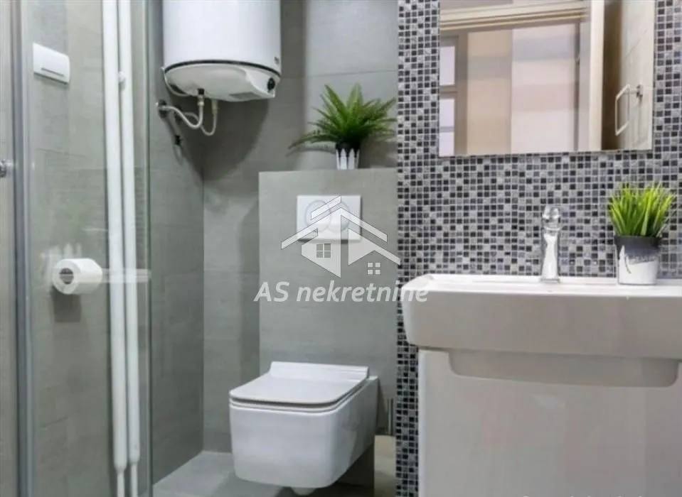 Izdavanje, stan, 90m², Stari Grad, Beograd