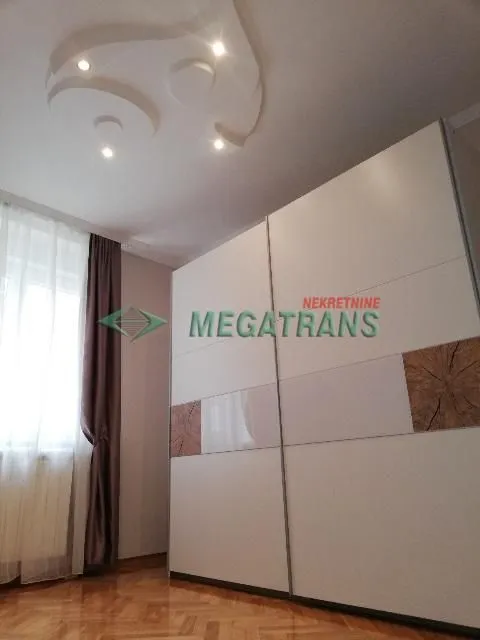 Rent, four bedroom apartment, 130m², Grbavica, Novi Sad Sve Podlokacije
