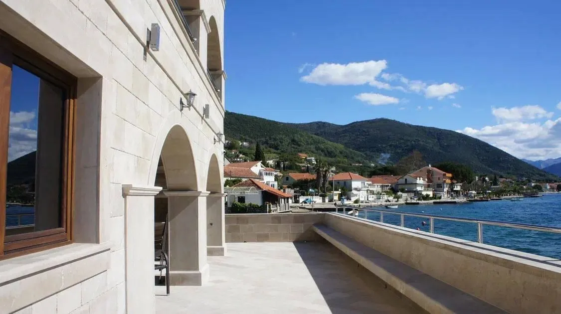 Prodaja, kuća, 175m², Baošići, Herceg Novi