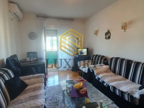 Prodaja, jednosoban stan, 50m², Pobrežje, Podgorica - image 2