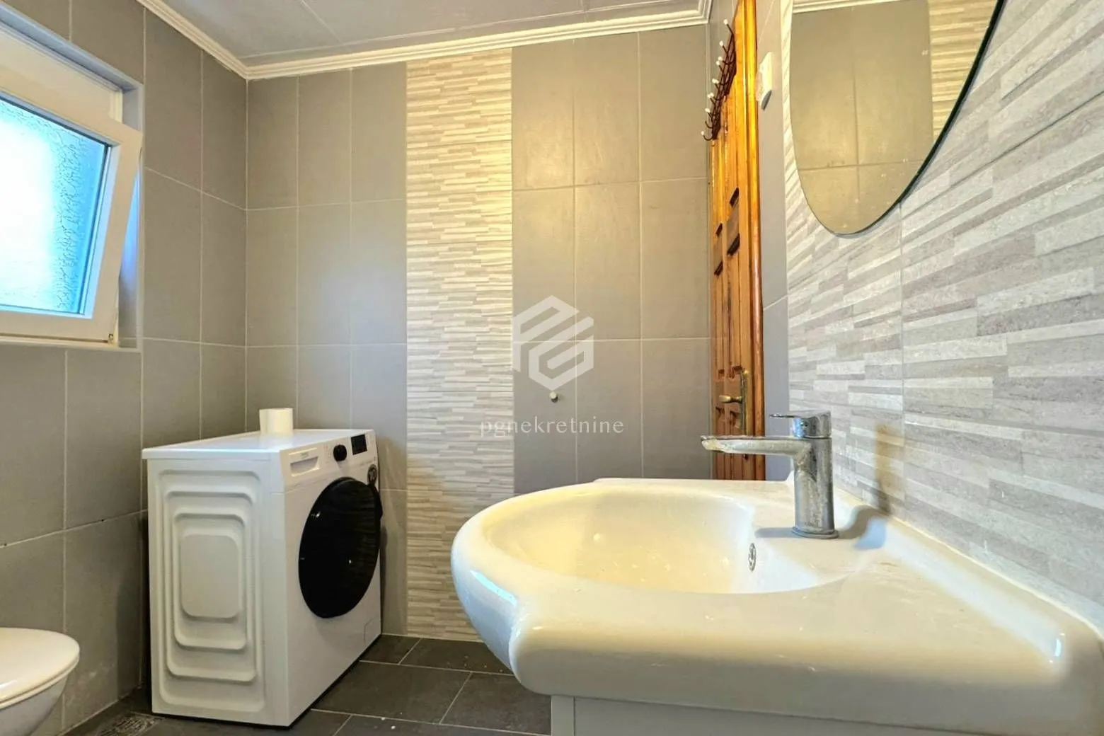 Rent, three bedroom apartment, 130m², Zabjelo, Podgorica