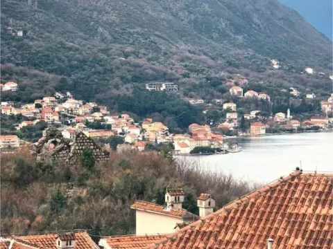 Sale, two bedroom apartment, 97m², Dobrota, Kotor - image 7