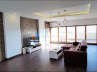 Izdavanje, stan, 231m², Vračar Hram, Vračar Sve Podlokacije - image 1