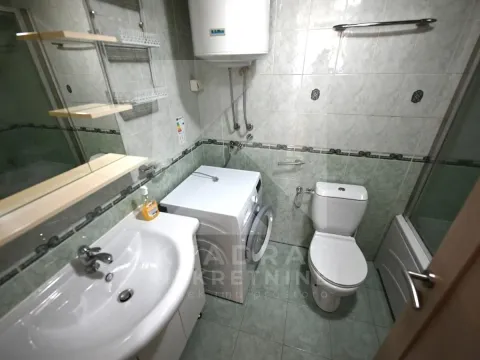 Izdavanje, jednosoban stan, 56m², Momišići, Podgorica - image 11