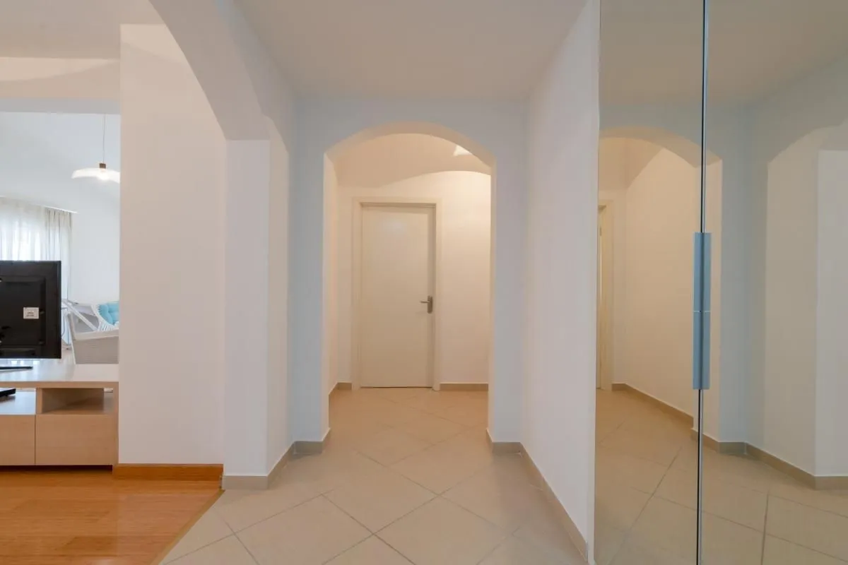 Sale, three bedroom apartment, 222m², Budva, Crna Gora