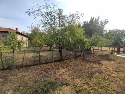 Prodaja, kuća, 300m², Batočina, Srbija - image 31