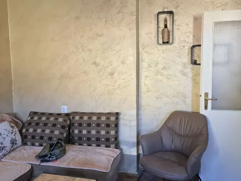 Rent, one bedroom apartment, 41m², Centar, Cetinje - image 6