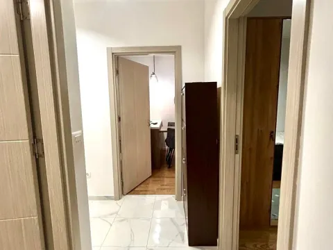 Rent, two bedroom apartment, 56m², Pobrežje, Podgorica - image 7