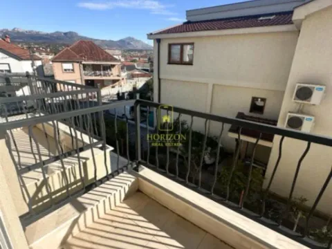 Prodaja, jednosoban stan, 53m², Stari Aerodrom, Podgorica - image 3