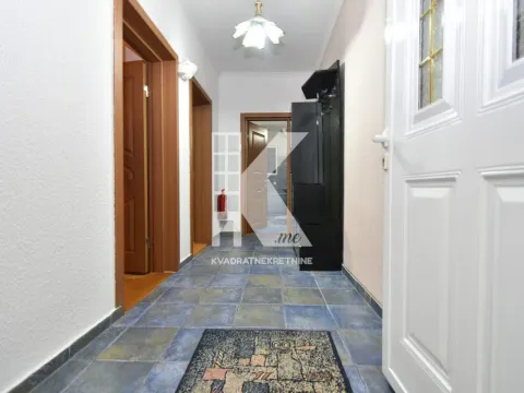 Rent, one bedroom apartment, 70m², Konik, Podgorica - image 11