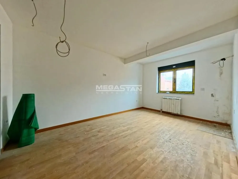 Prodaja, stan, 134m², Autokomanda, Voždovac Sve Podlokacije