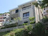 Prodaja, kuća, 235m², Kostanjica, Kotor - image 1