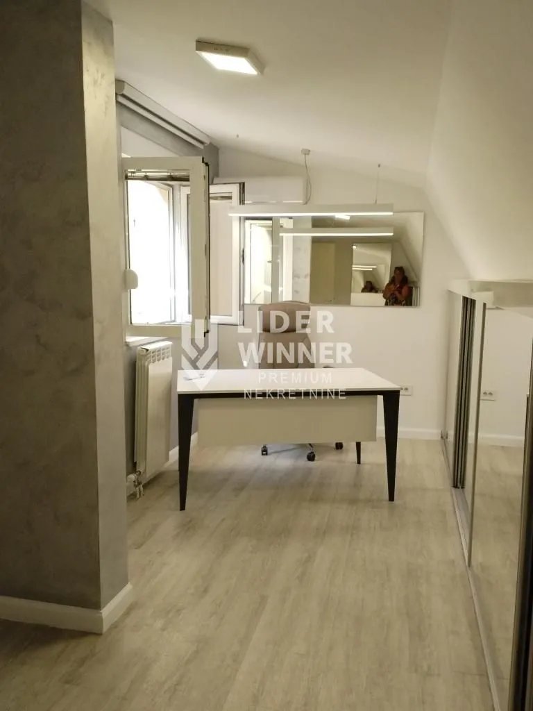 Prodaja, stan, 118m², Đeram Pijaca, Beograd