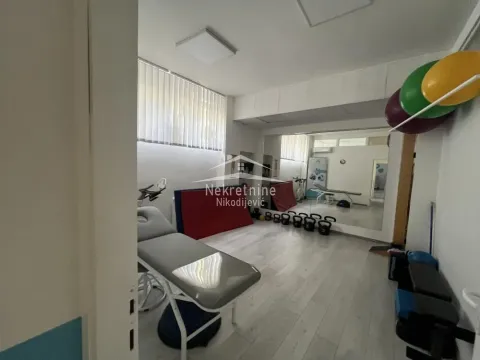 Izdavanje, poslovni prostor, 136m², Golf Naselje, Beograd - image 7