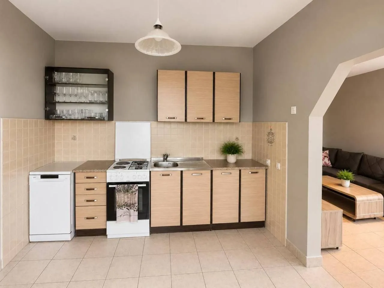 Prodaja, jednosoban stan, 55m², Radovići, Tivat