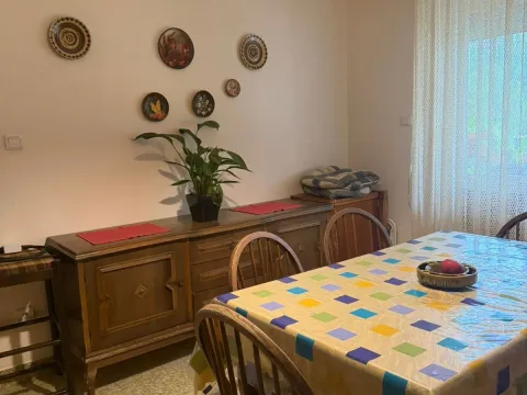 Rent, two bedroom apartment, 100m², Tripovići, Tivat - image 17