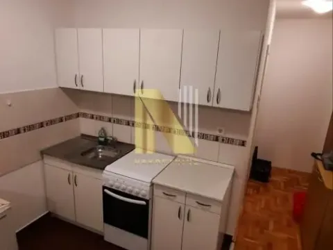 Izdavanje, garsonjera, 25m², Grbavica, Novi Sad Sve Podlokacije - image 6