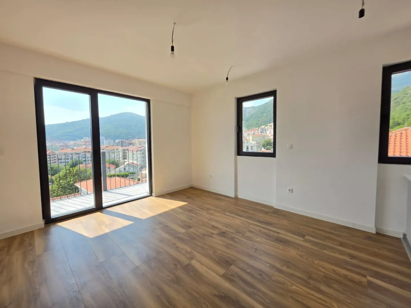 Prodaja, dvosoban stan, 46m², Budva, Crna Gora