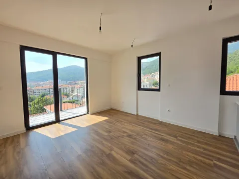 Prodaja, dvosoban stan, 46m², Budva, Crna Gora - image 5