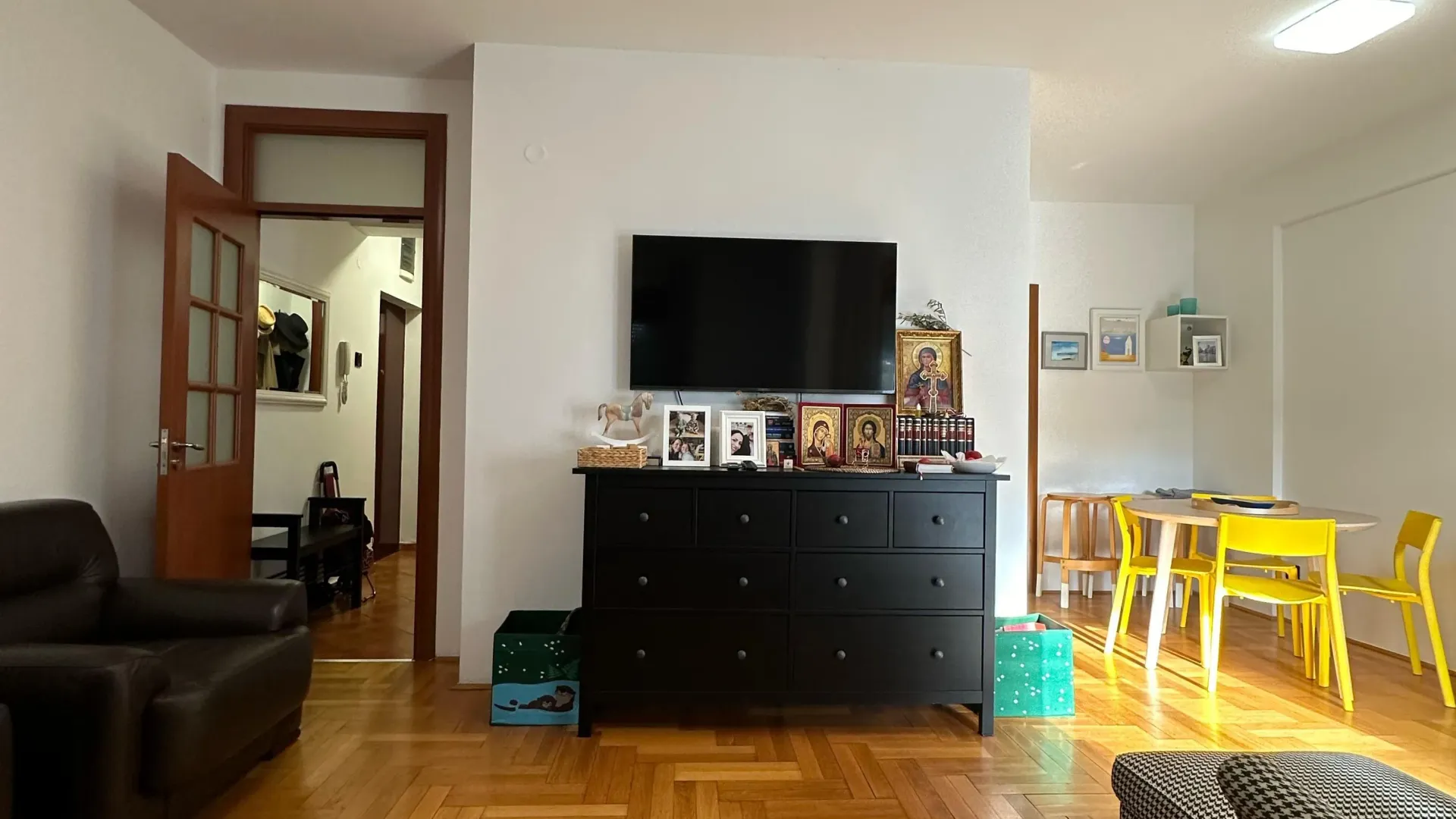 Rent, two bedroom apartment, 72m², Centar, Tivat