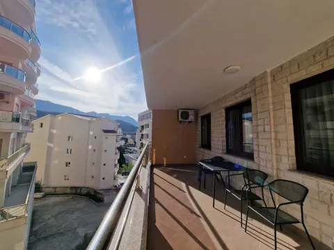 Rent, one bedroom apartment, 87m², Bečići, Budva - image 10
