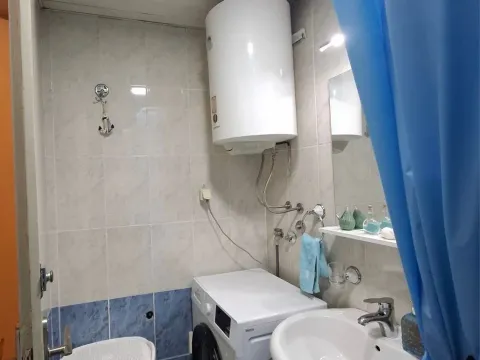 Prodaja, jednosoban stan, 38m², Krivi Most, Podgorica - image 6