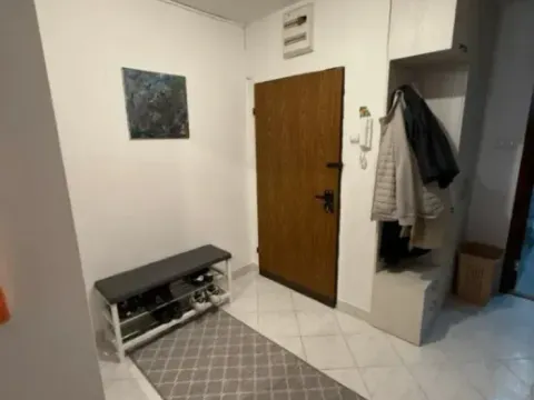 Prodaja, dvosoban stan, 58m², Stari Aerodrom, Podgorica - image 4