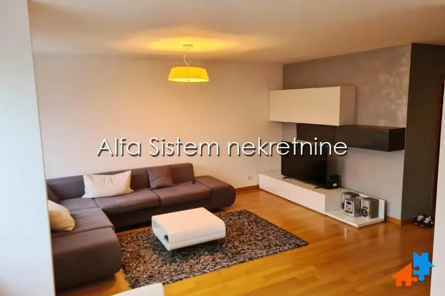 Rent, three bedroom apartment, 82m², Vračar Hram, Vračar Sve Podlokacije