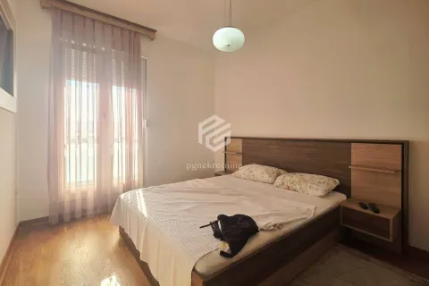 Rent, one bedroom apartment, 43m², City Kvart, Podgorica - image 7