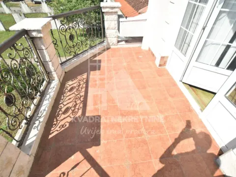 Izdavanje, kuća, 410m², Donja Gorica, Podgorica - image 12