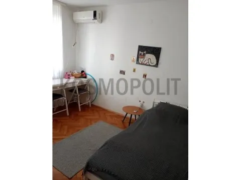 Sale, three bedroom apartment, 69m², Vračar Sve Podlokacije, Beograd - image 6