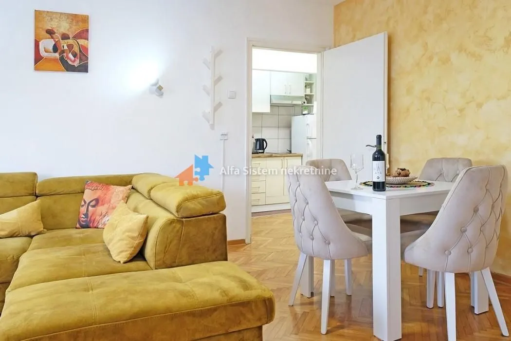 Izdavanje, stan, 45m², Neimar, Vračar Sve Podlokacije