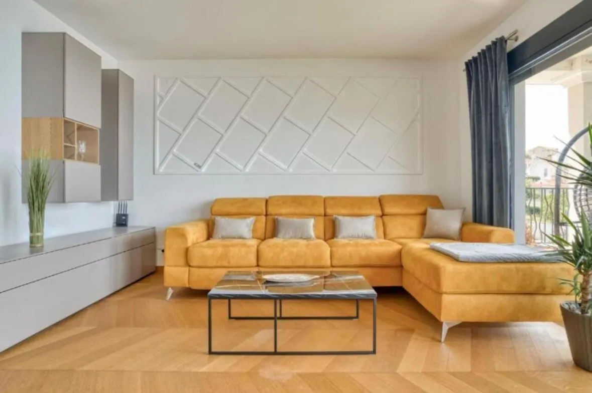 Prodaja, trosoban stan, 90m², Blizikuće, Budva