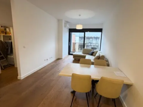 Prodaja, jednosoban stan, 64m², Soho City, Bar - image 3