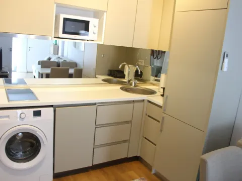 Prodaja, stan, 32m², Kotor, Crna Gora - image 2