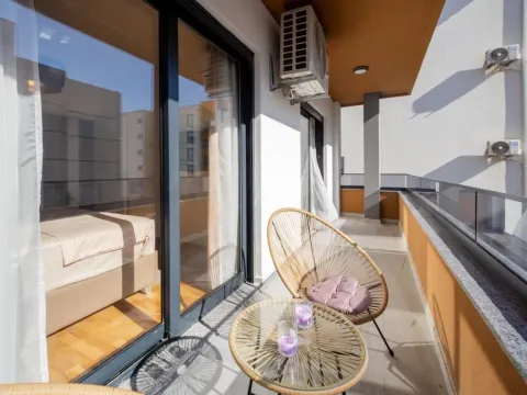 Prodaja, jednosoban stan, 53m², Velika Plaža, Ulcinj - image 11