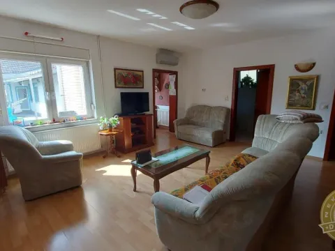 Prodaja, kuća, 340m², Veternik, Novi Sad Sve Podlokacije - image 39