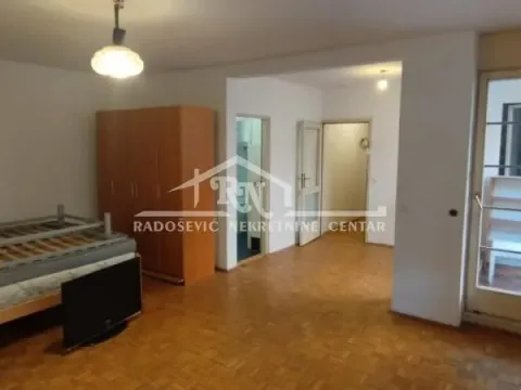 Stan in Vukov Spomenik