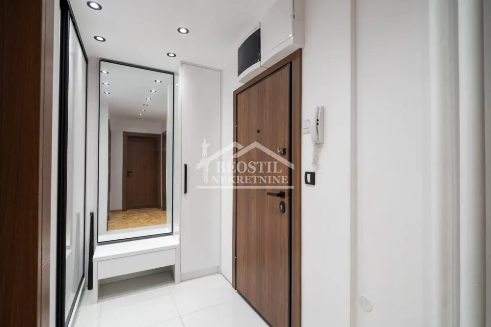 Prodaja, trosoban stan, 92m², Stari Košutnjak, Rakovica