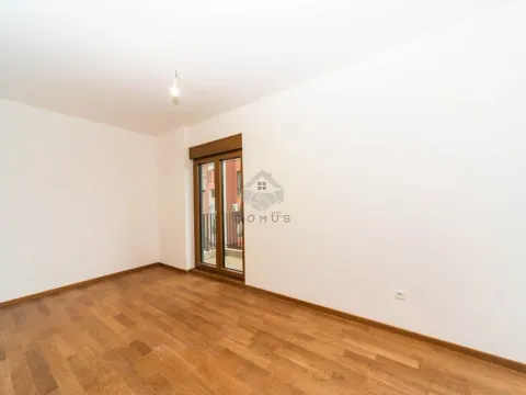 Rent, office space, 81m², Vezirov Most, Podgorica - image 4