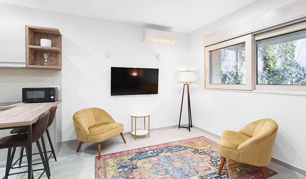 Prodaja, jednosoban stan, 31m², Kotor, Crna Gora