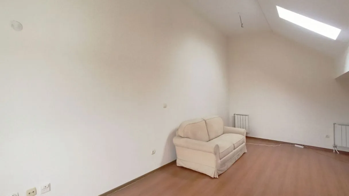 Prodaja, dvosoban stan, 77m², Banja Koviljača, Loznica