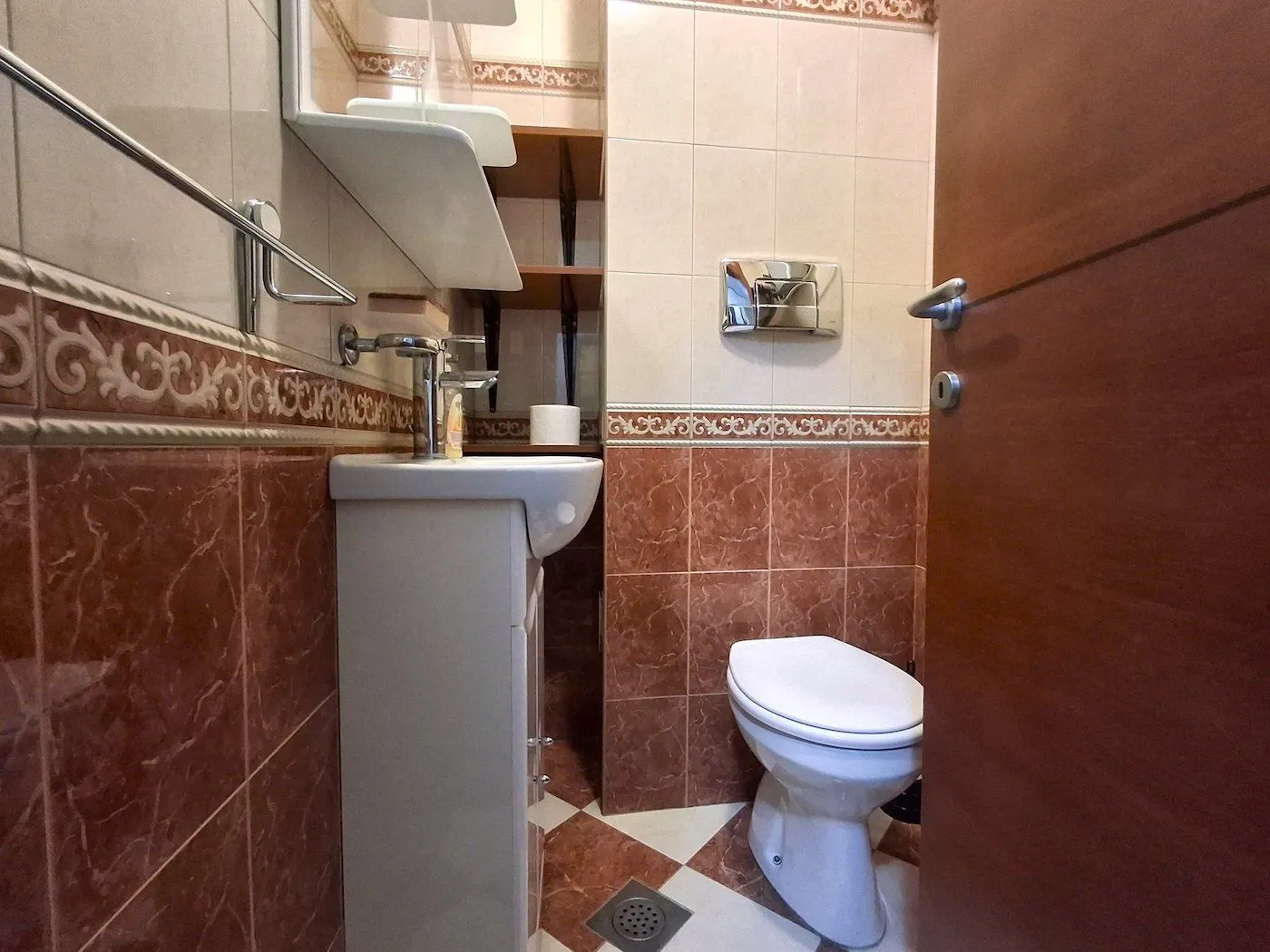 Rent, apartment, 84m², Centar, Podgorica