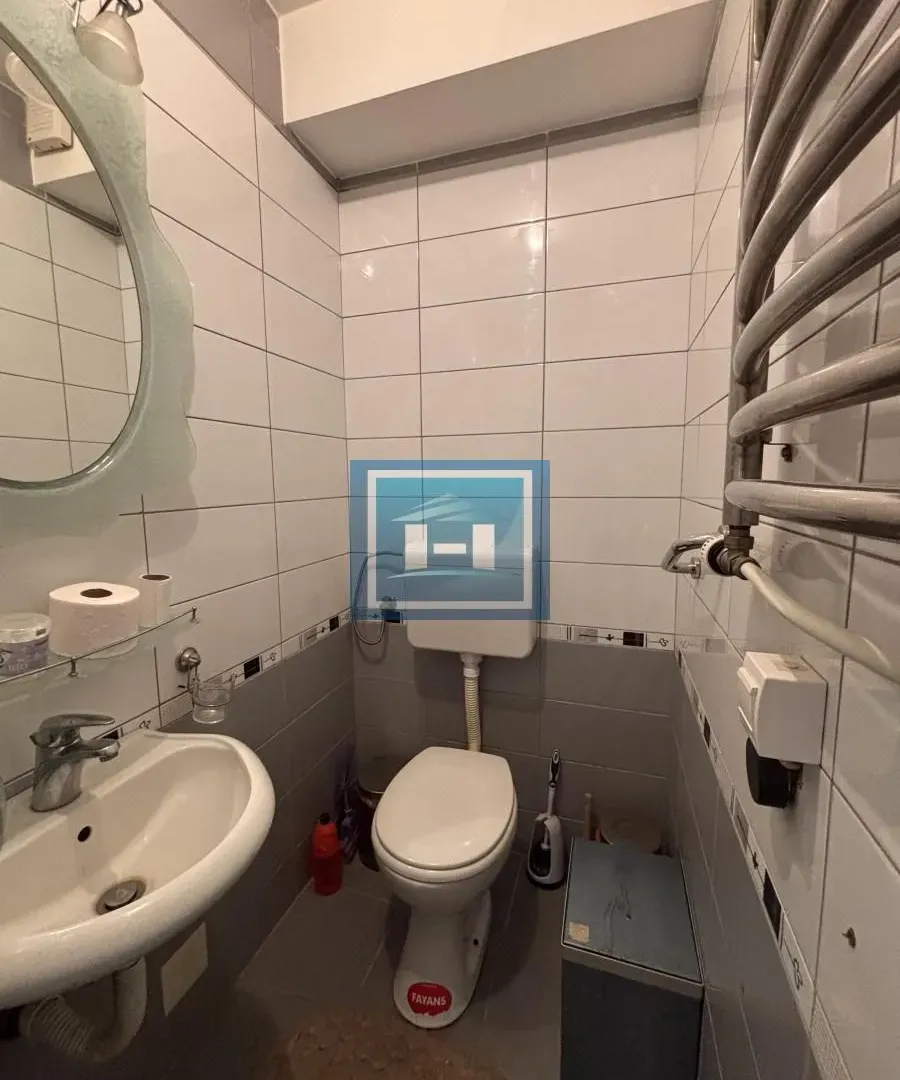 Prodaja, četvorosoban stan, 111m², Centar, Jagodina