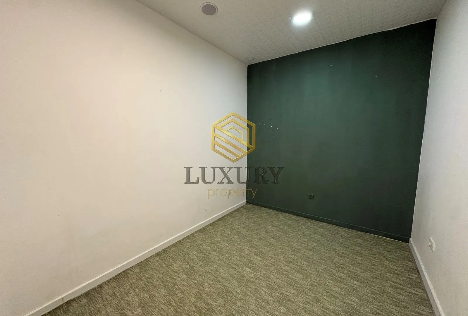 Rent, office space, 92m², Dalmatinska ulica, Podgorica