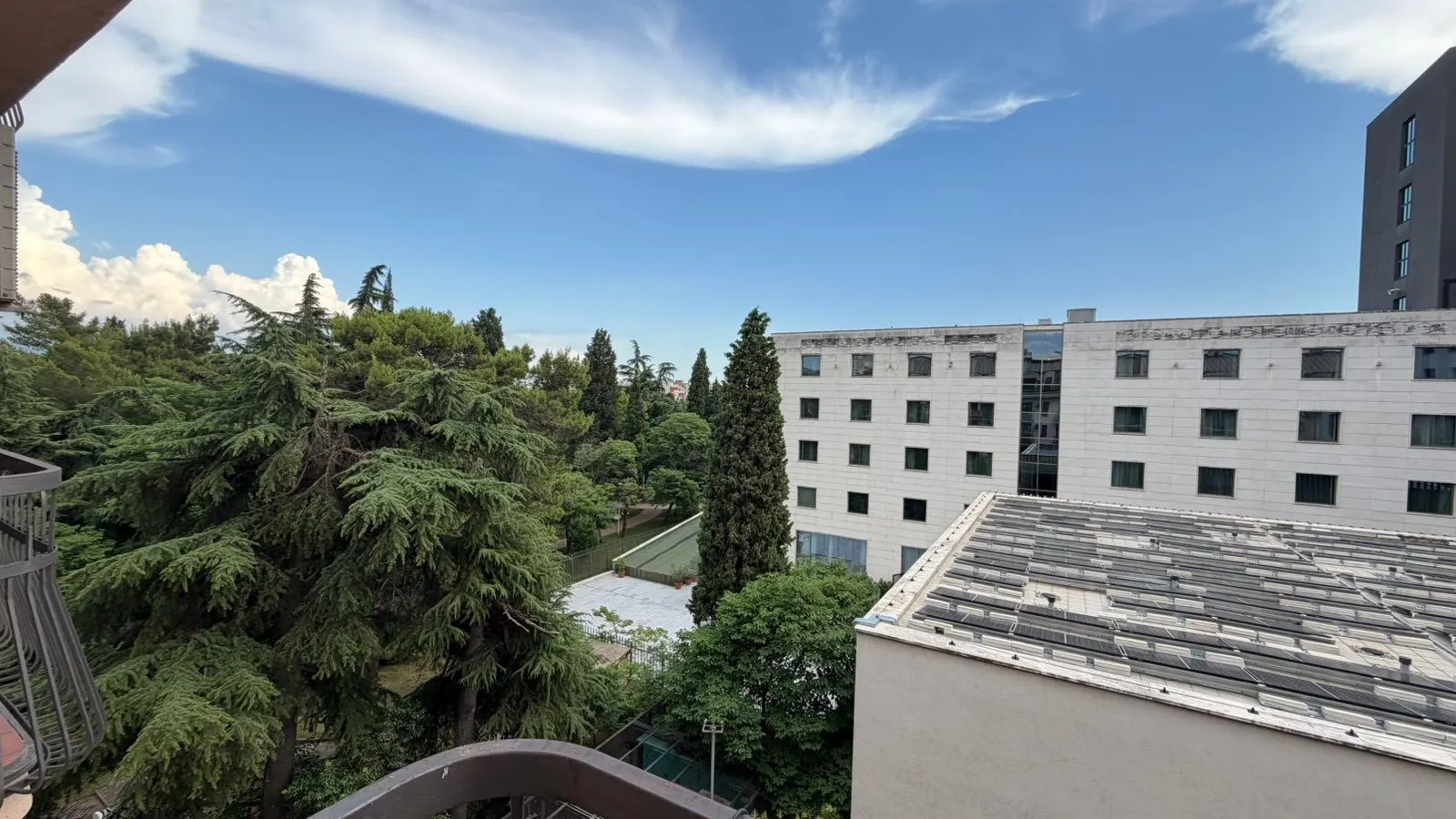 Prodaja, dvosoban stan, 84m², Centar, Podgorica